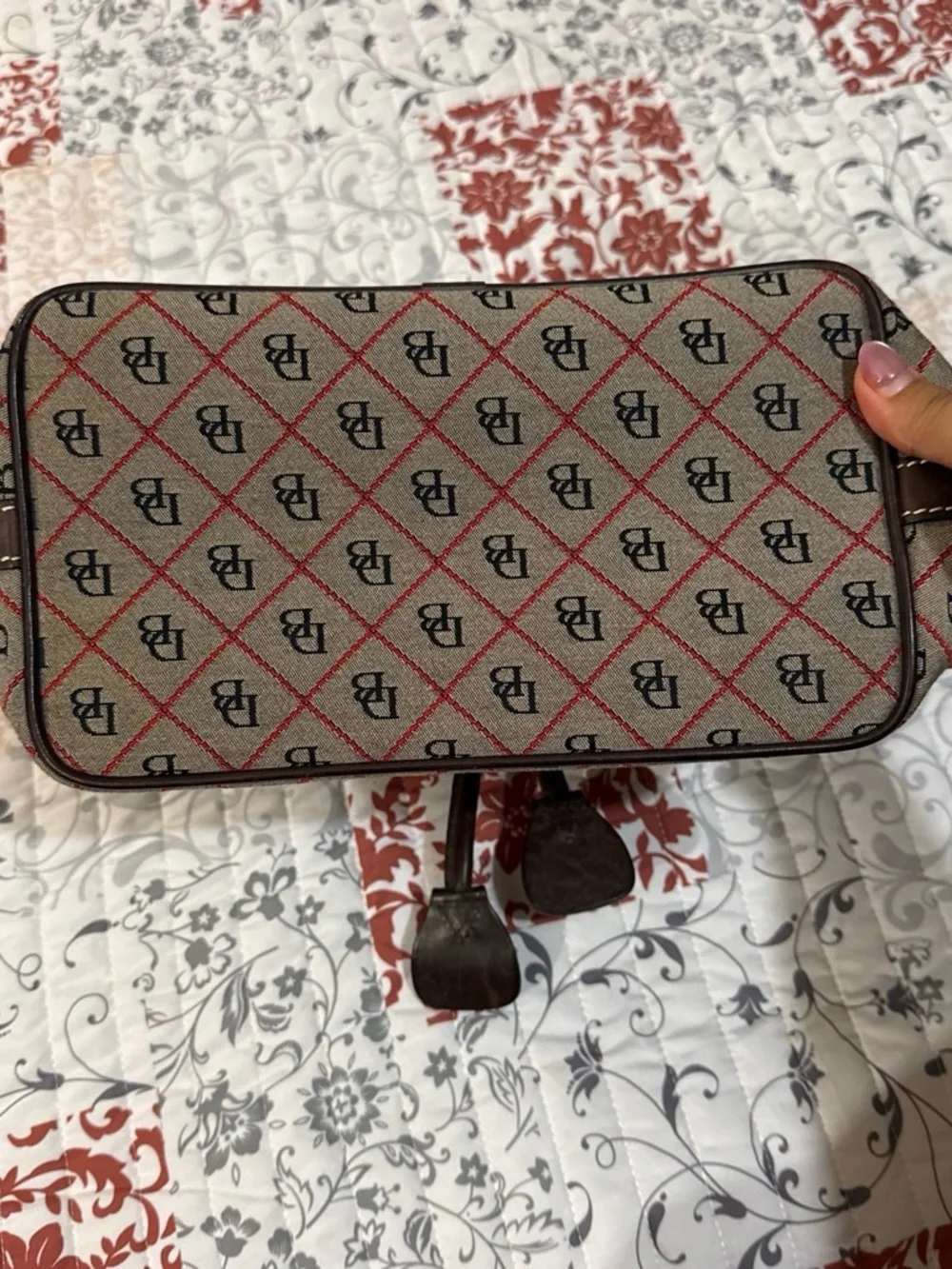Dooney and Bourke bag. Great condition! Open to offers